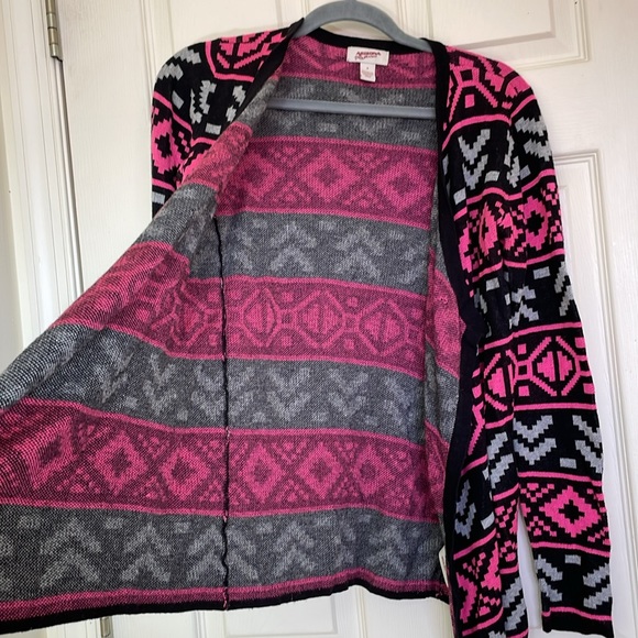 Arizona Jeans Pink Geometric Pattern Open Front Cardigan Size Small - Picture 6 of 7